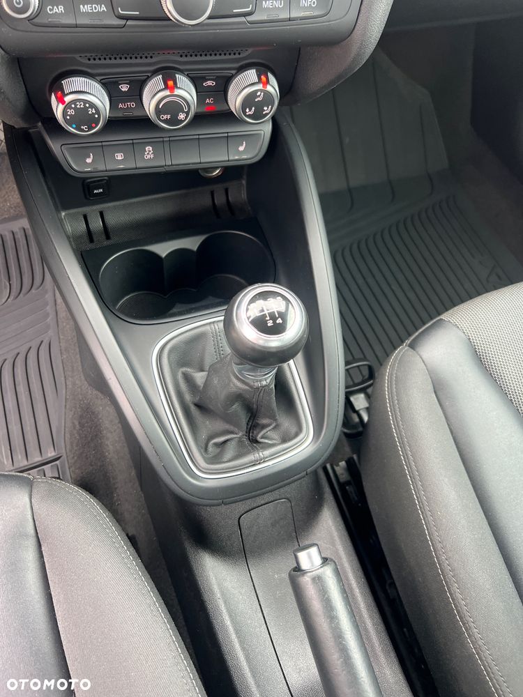 Audi A1 3-drzwiowe 1.2 TFSI S line edition - 18