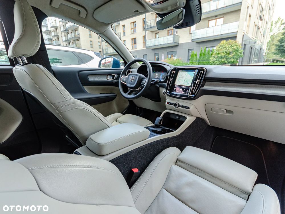 Volvo XC 40 B3 Core - 21