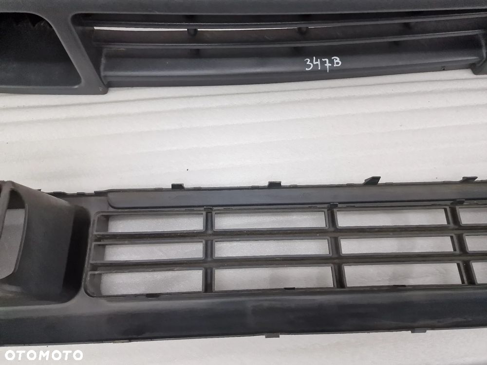 VW T5 7H0 03- KRATKA ŚRODKOWA ZDERZAKA PRZEDNIEGO PRZÓD , NR 7H0807719 , NR AUKCJI KR347 - 8