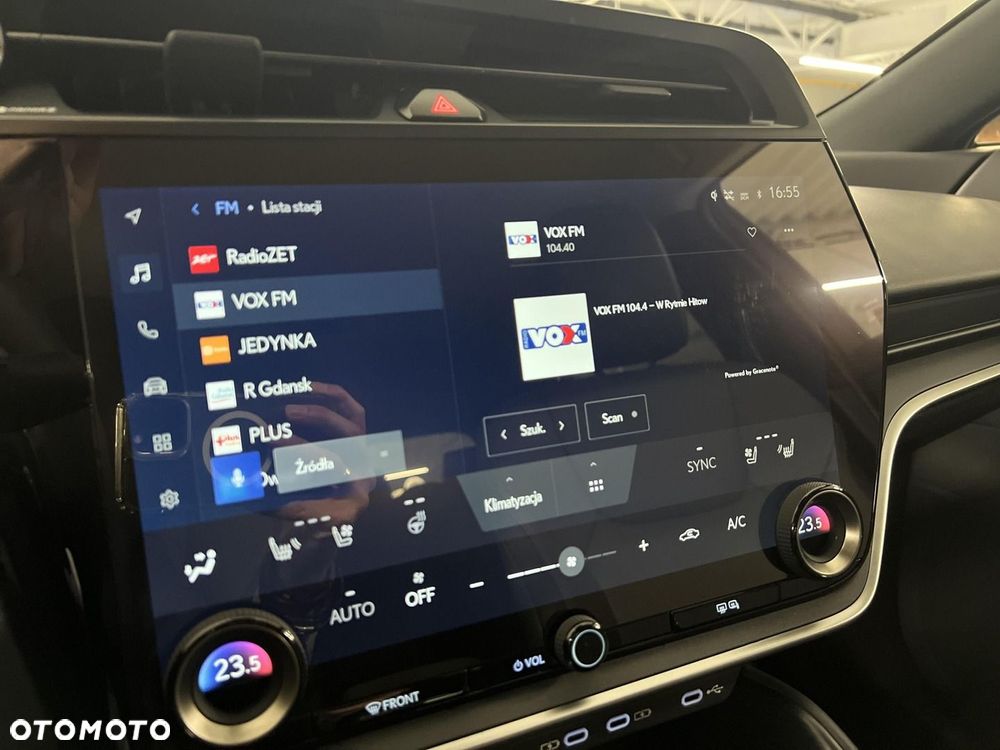 Lexus RZ 450e Prestige DIRECT4 - 17