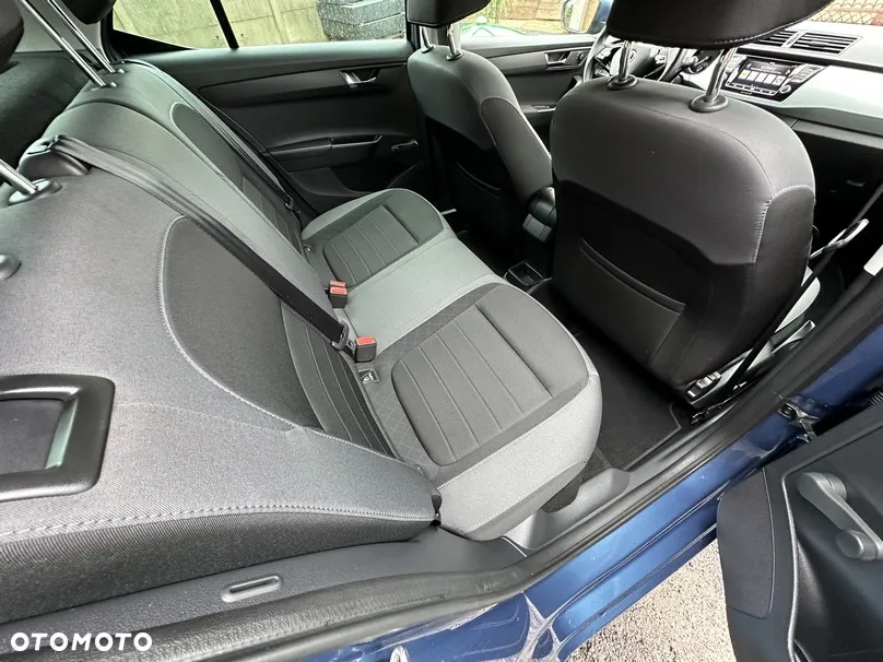 Skoda Fabia - 25