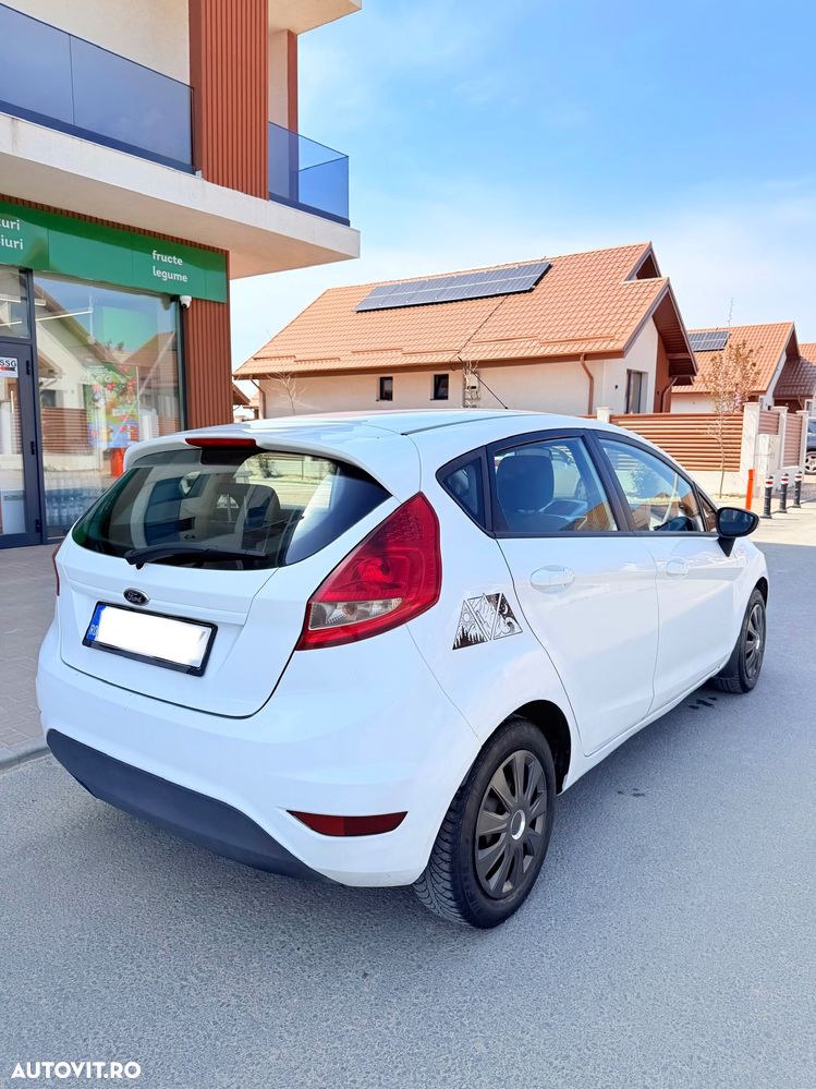 Ford Fiesta - 4