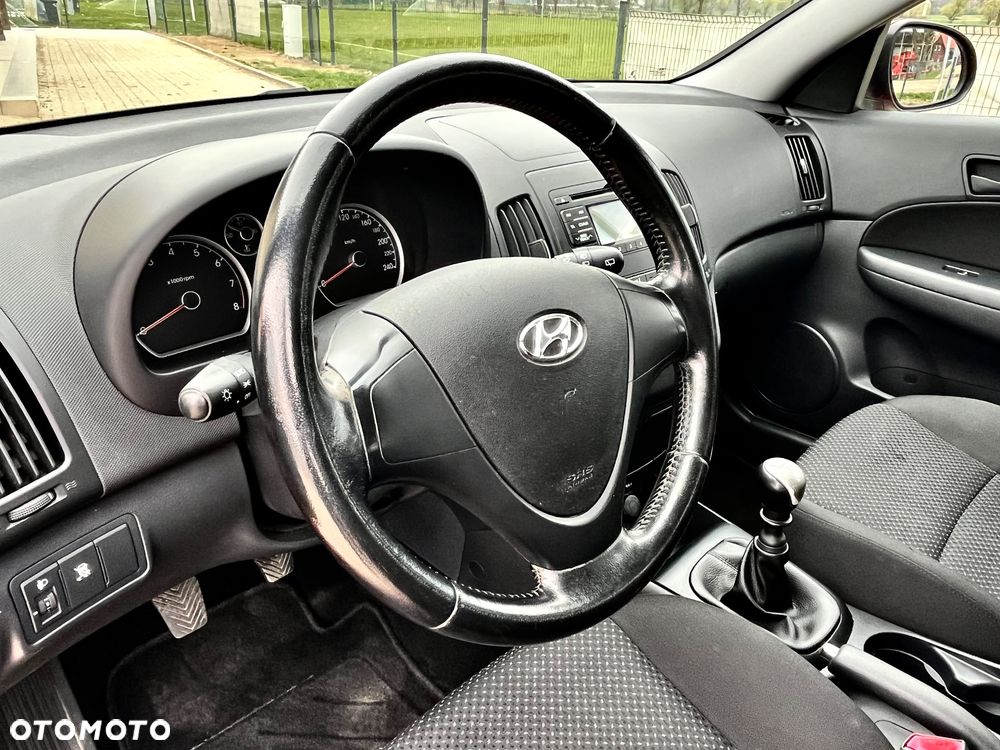Hyundai i30 1.4 FIFA WM Edition - 10