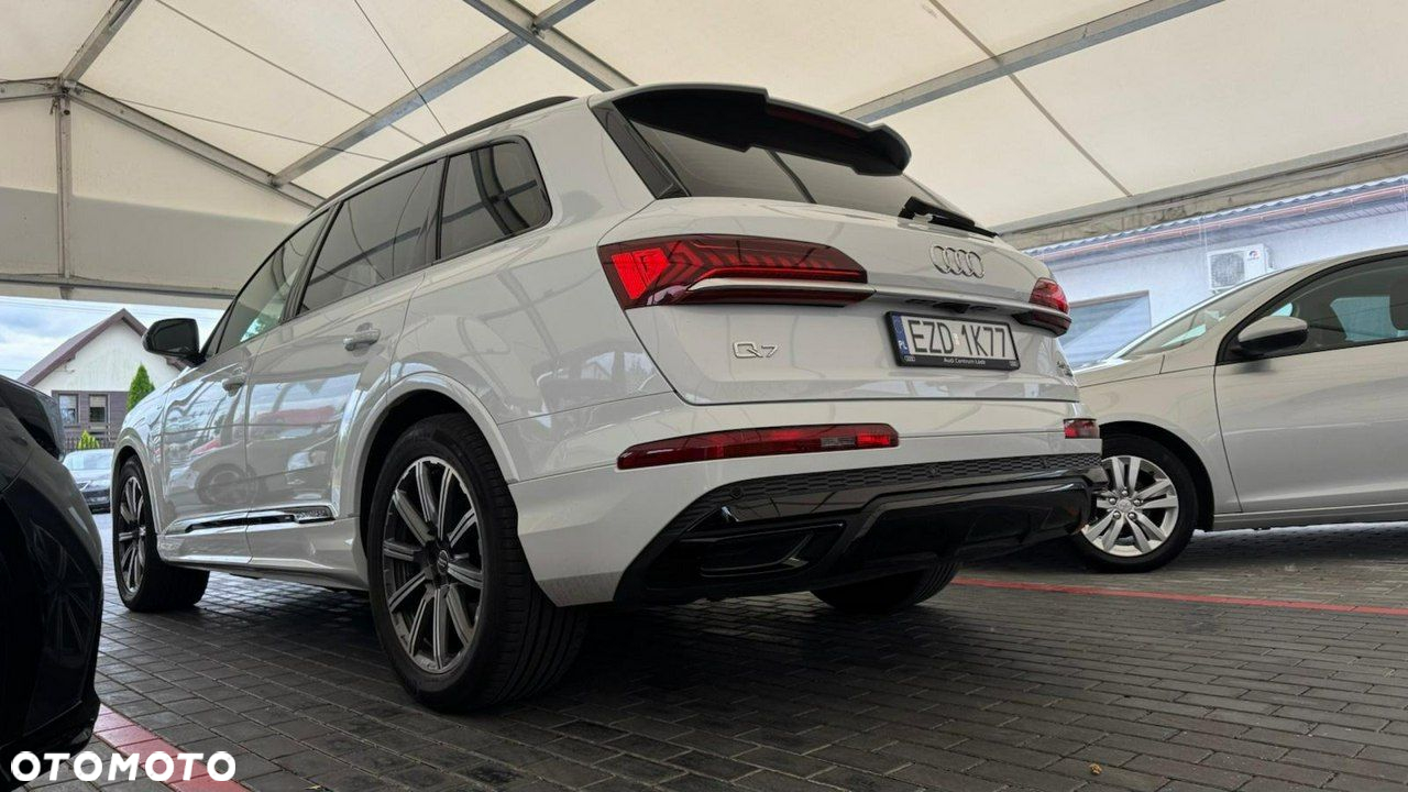Audi Q7 - 16