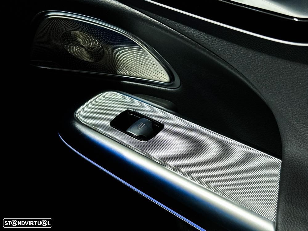 Mercedes-Benz E 300 de AMG Line 4Matic - 34