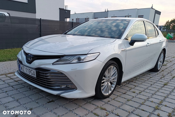 Toyota Camry 2.5 Hybrid Executive CVT