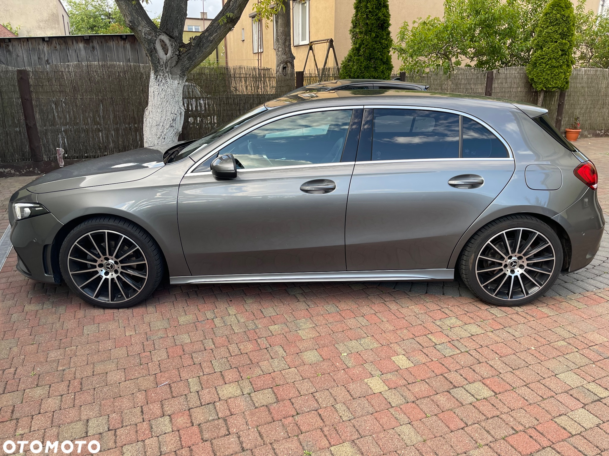 Mercedes-Benz Klasa A 200 AMG Line 7G-DCT - 7