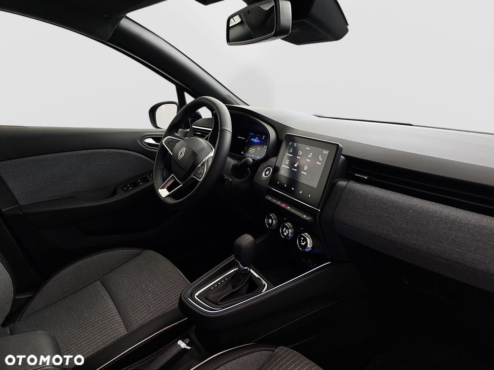 Renault Clio - 32