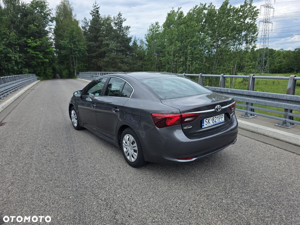Toyota Avensis 1.8 Active - 7