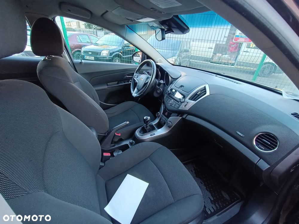 Chevrolet Cruze 2.0 D LT - 10