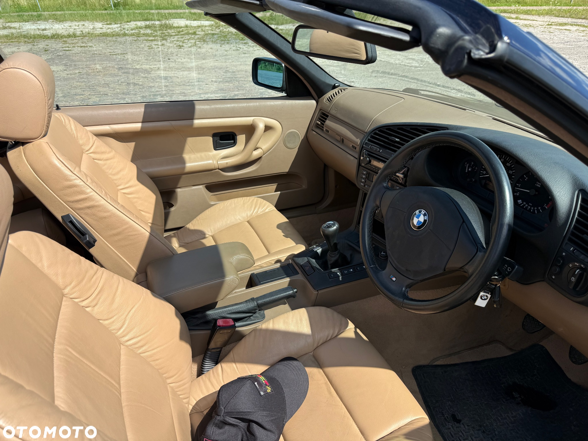 BMW Seria 3 323i - 24
