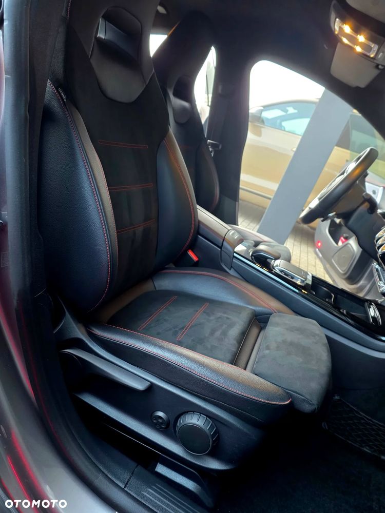 Mercedes-Benz CLA 200 4-Matic AMG Line 8G-DCT - 9