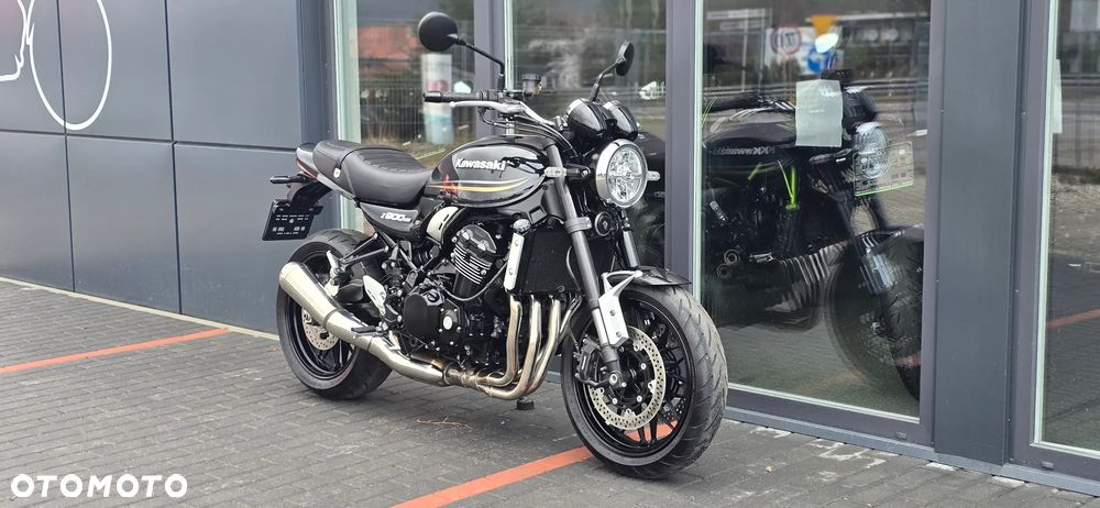 Kawasaki Z 900 RS - 6