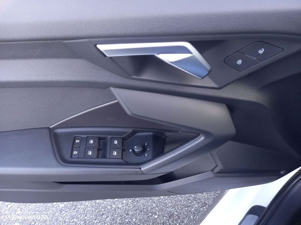 Audi A3 Limousine 30 TFSI S line S tronic - 15