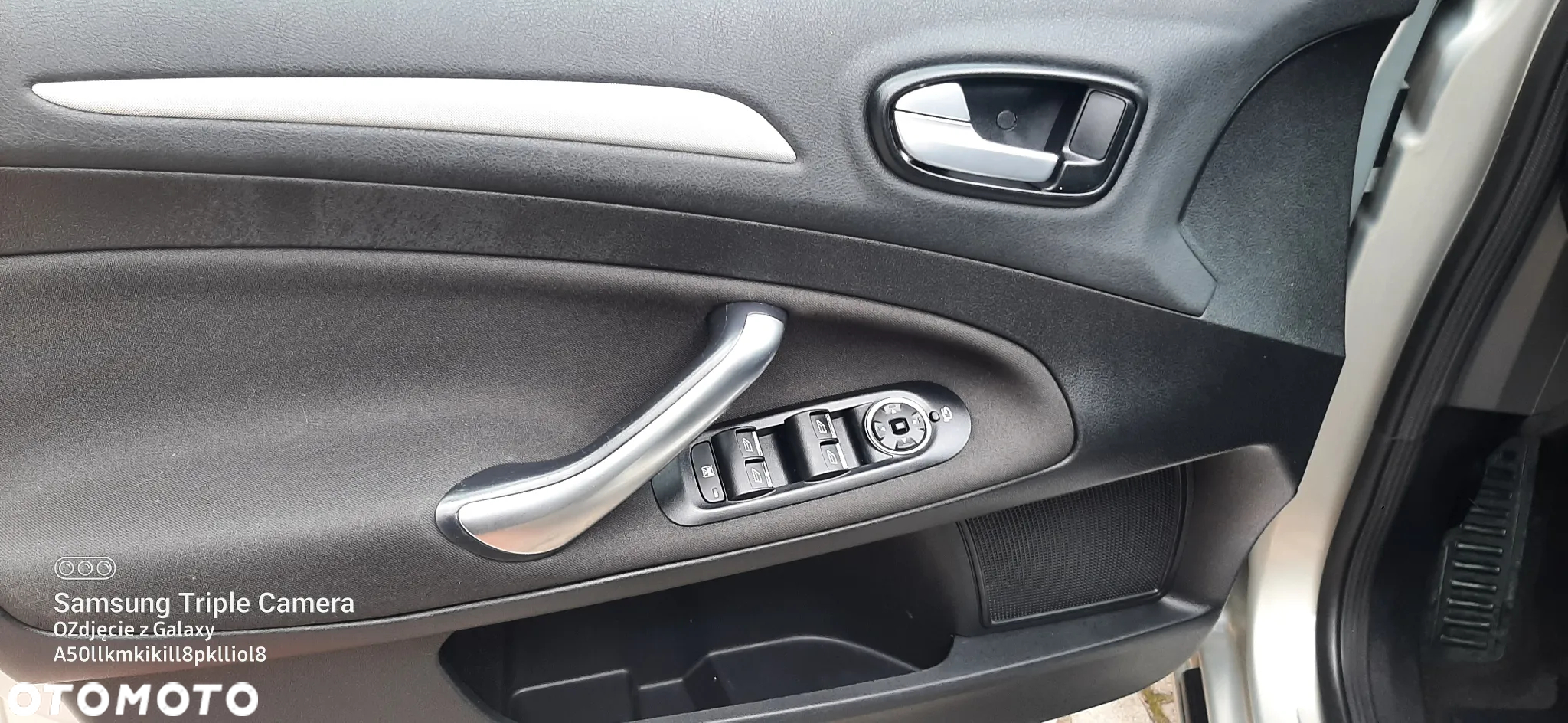 Ford Mondeo 1.6 Silver X - 12