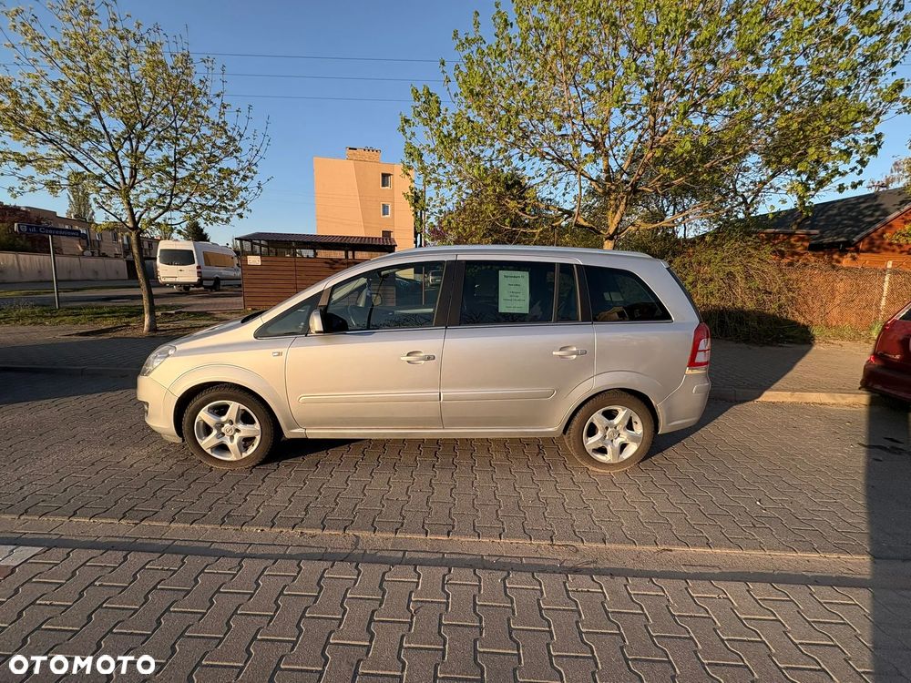 Opel Zafira 1.8 - 3