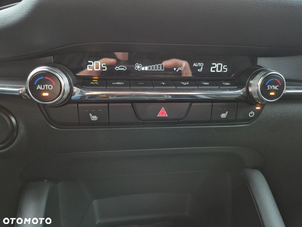 Mazda 3 2.0 mHEV Exclusive Line - 17