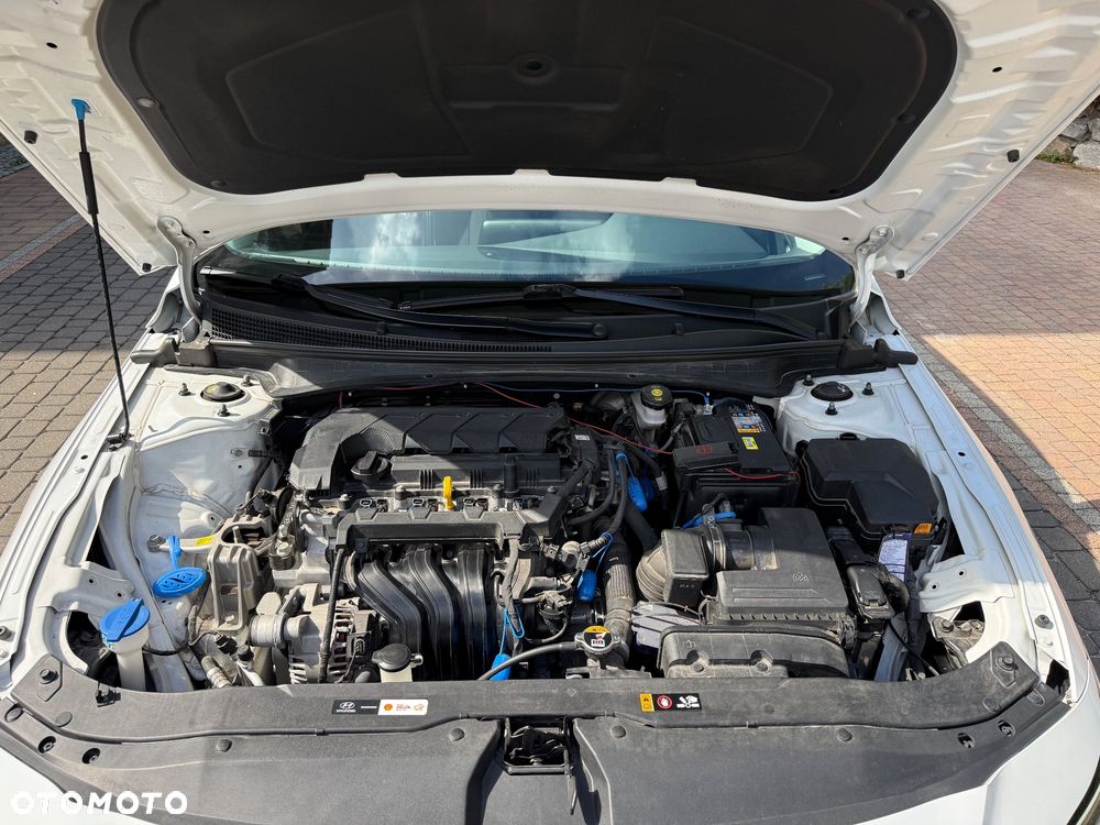 Hyundai Elantra 1.6 Smart - 36
