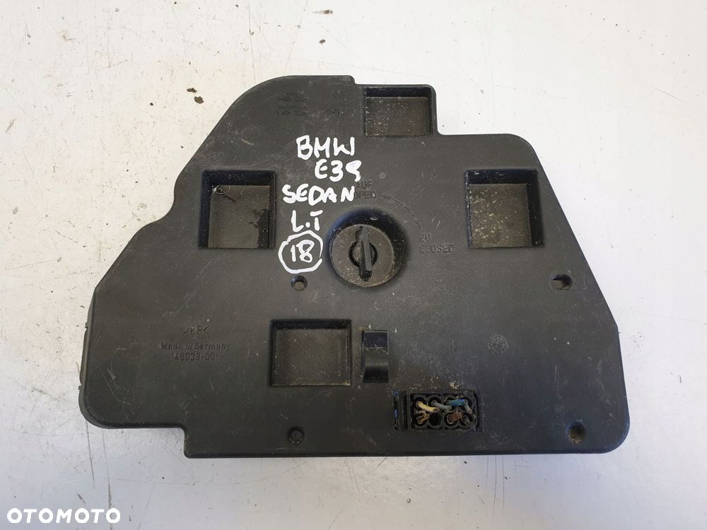 BMW E39 sedan WKŁAD TYLNEJ LAMPY Lewy tył kierowcy 2496337 - 1