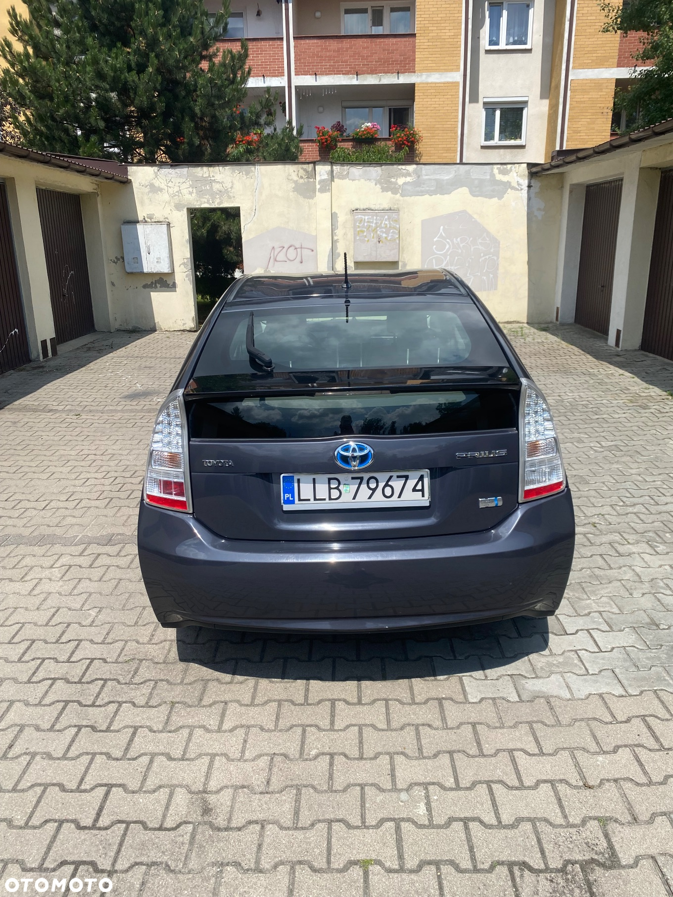 Toyota Prius - 5