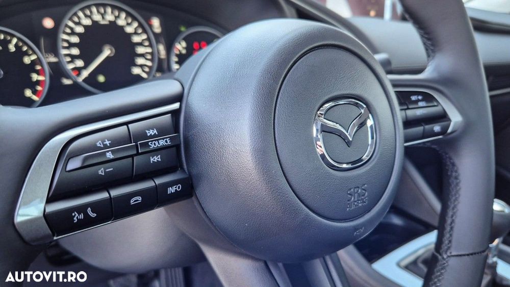 Mazda 3 - 7