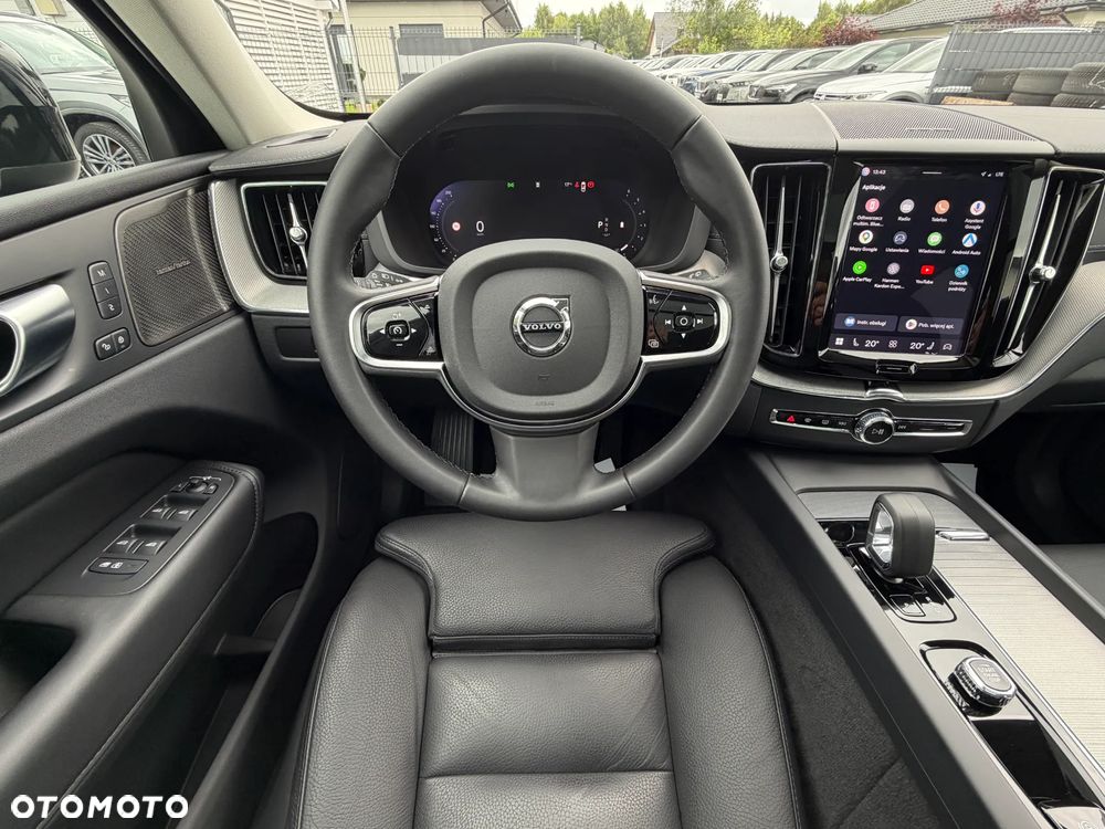 Volvo XC 60 B4 D AWD Ultimate Dark - 37