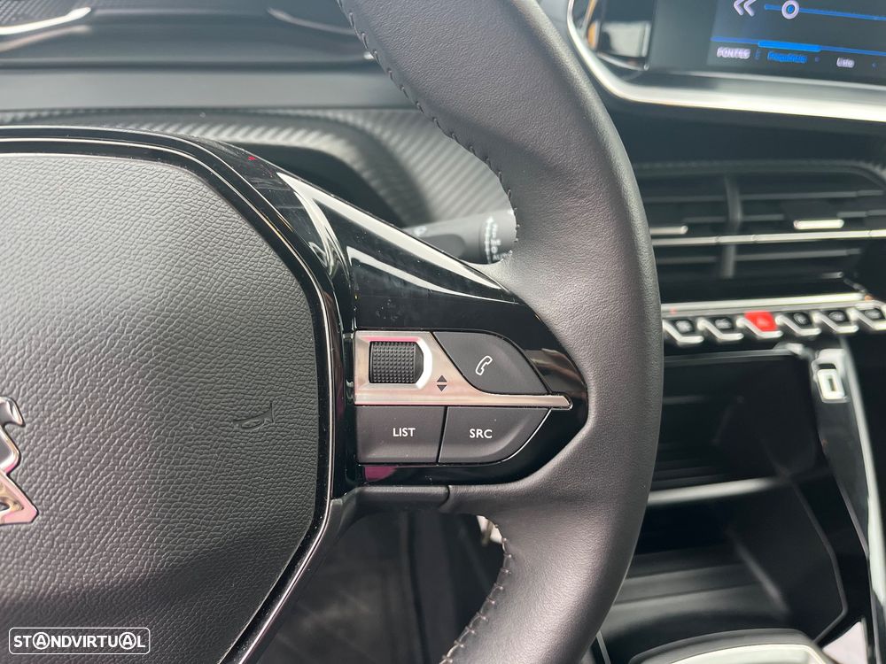 Peugeot 2008 1.5 BlueHDi Active Pack - 23