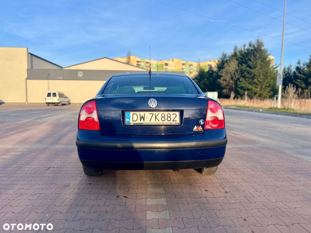 Volkswagen Passat - 6