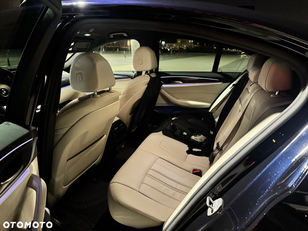 BMW Seria 5 520i mHEV M Sport sport - 15
