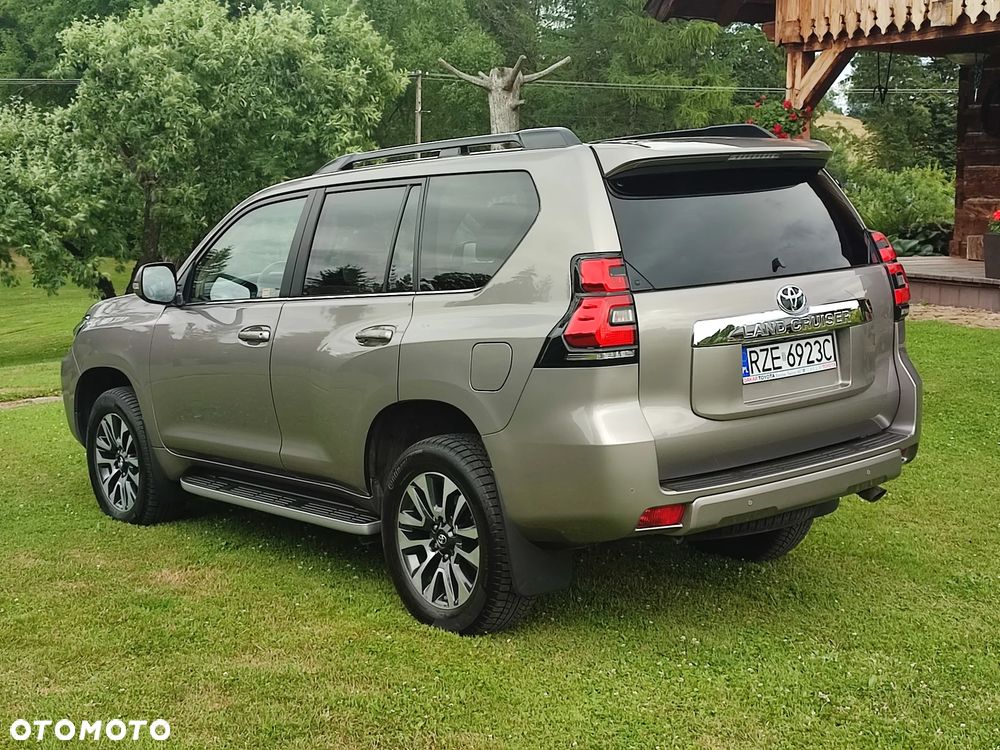 Toyota Land Cruiser LC 2.8 D-4D Prestige - 5