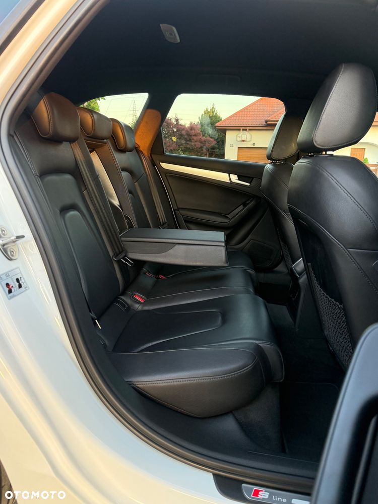 Audi A4 Avant 2.0 TDI DPF clean diesel S line Sportpaket - 16