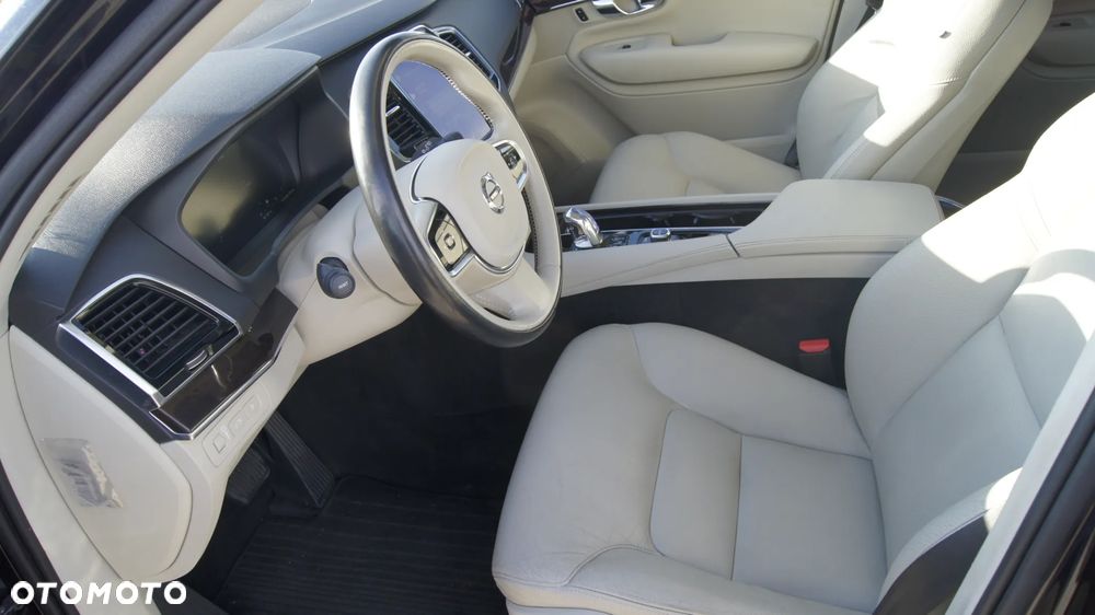 Volvo XC 90 T8 AWD Twin Engine Geartronic Inscription - 17