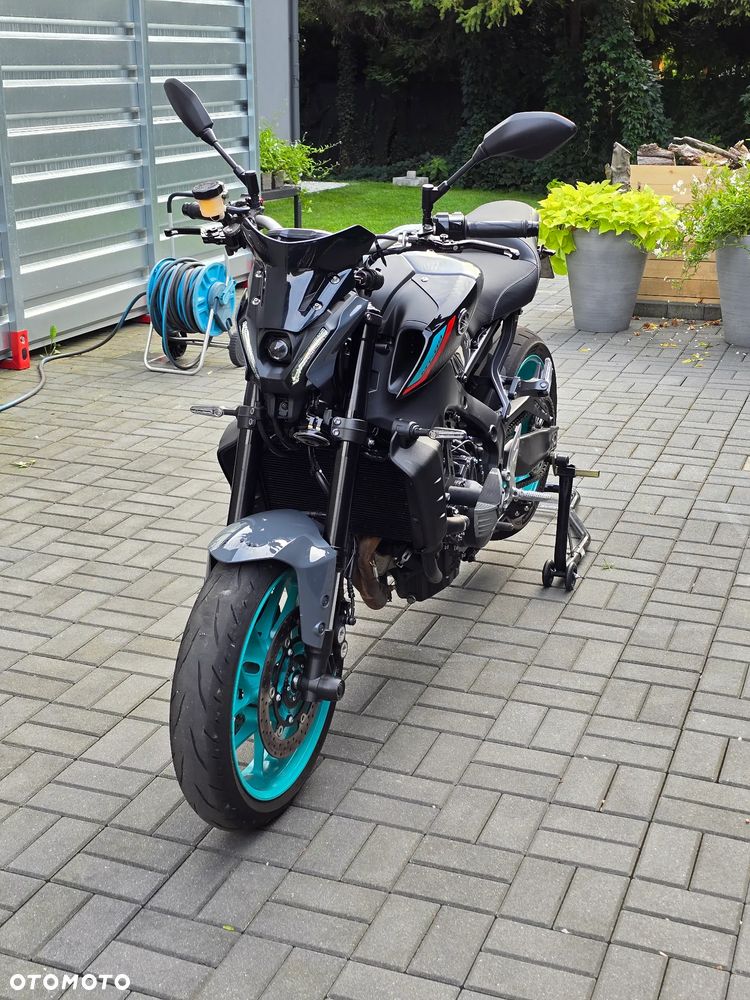Yamaha MT - 6