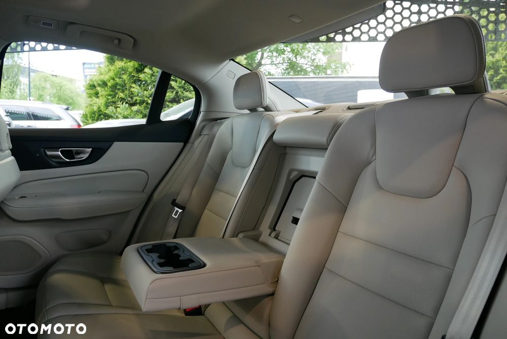 Volvo S60 - 14