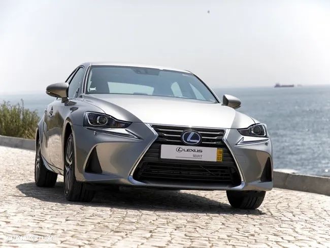 Lexus IS 300H Executive - 1