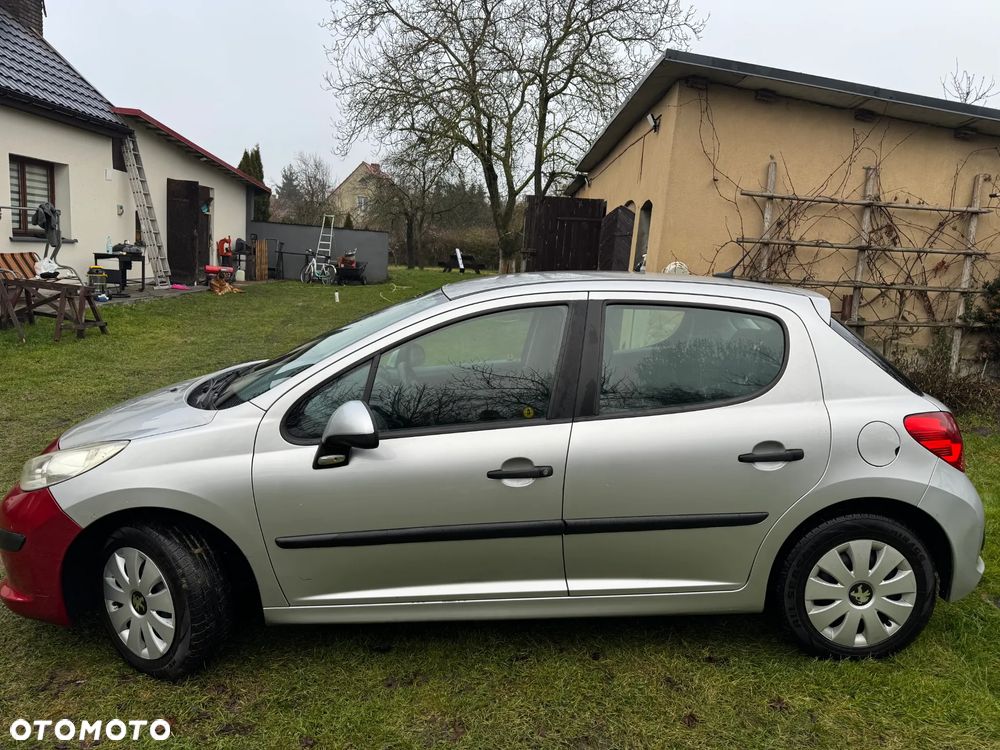 Peugeot 207 1.4 Presence - 2