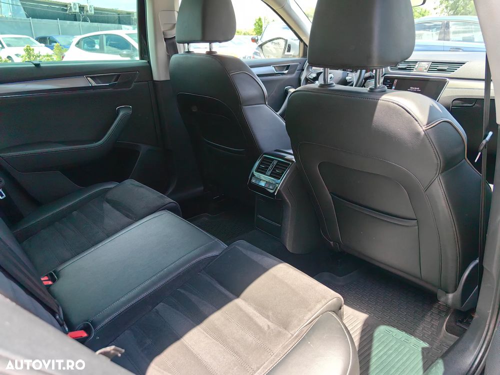 Skoda Superb 2.0 TDI 4X4 DSG Scout - 18