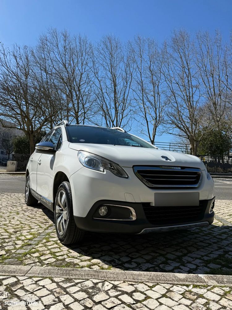 Peugeot 2008 - 8