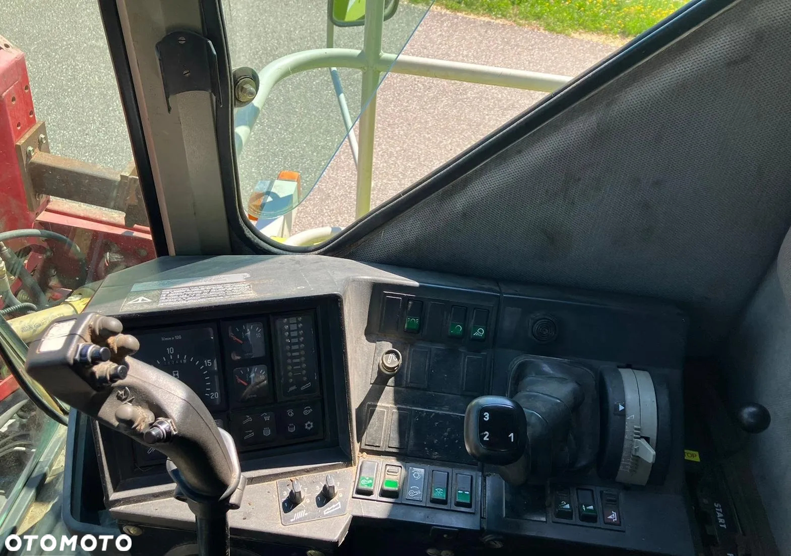 Claas Dominator 108 SL Kombajn zbożowy , 6-cylindrowy mercedes, ROK 1992, 221 KM - 27