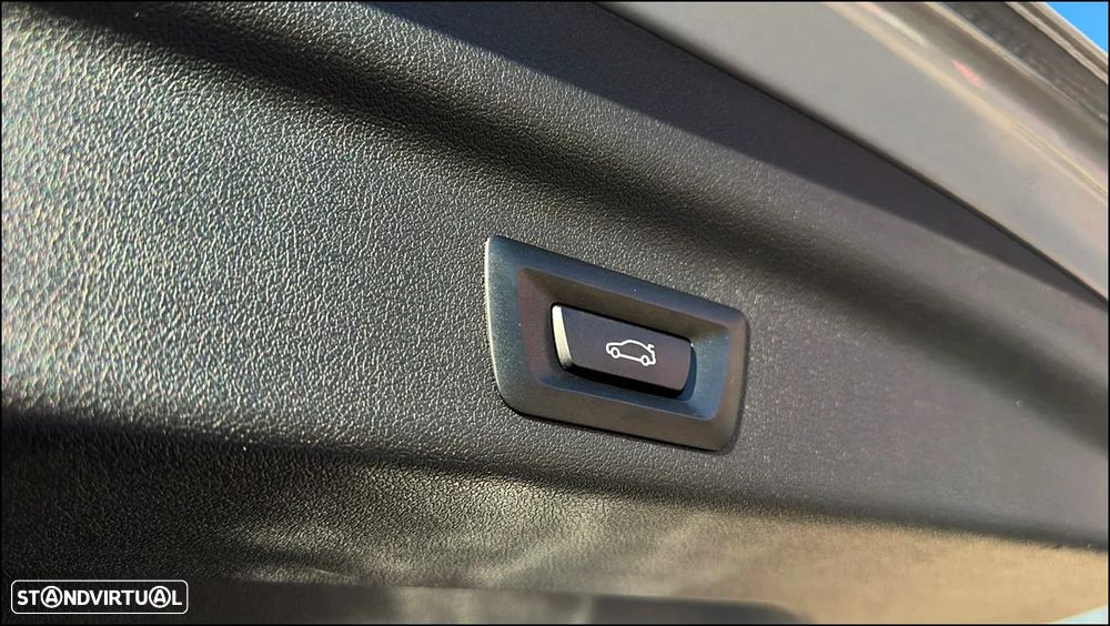 BMW iX1 xDrive30 - 12