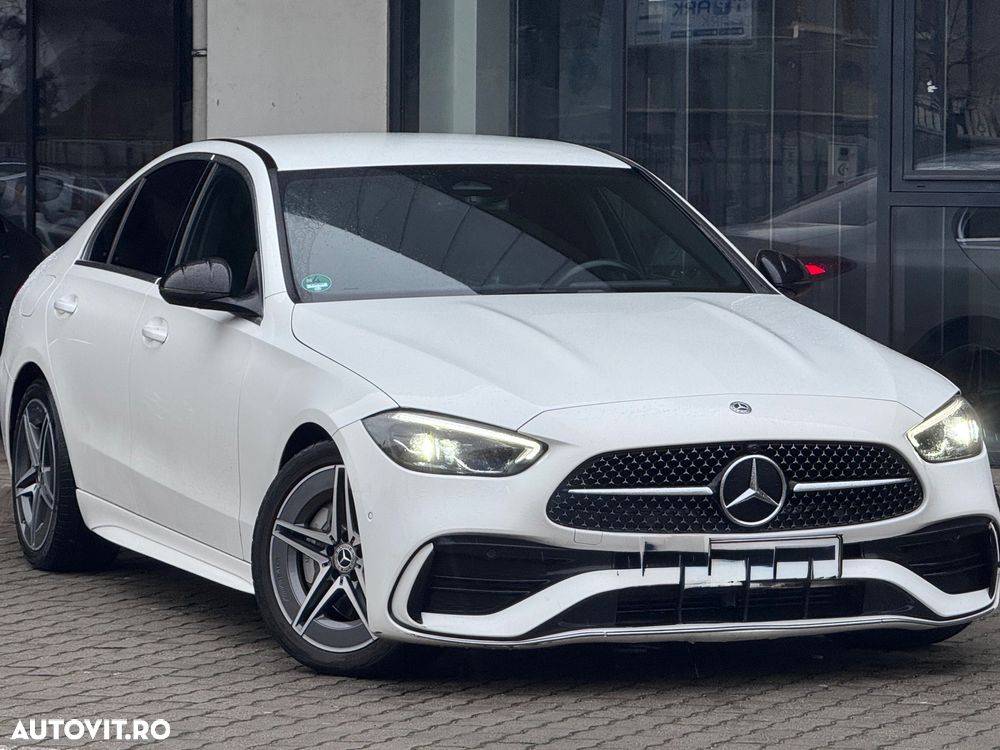 Mercedes-Benz C 300 d 4Matic 9G-TRONIC AMG Line - 2