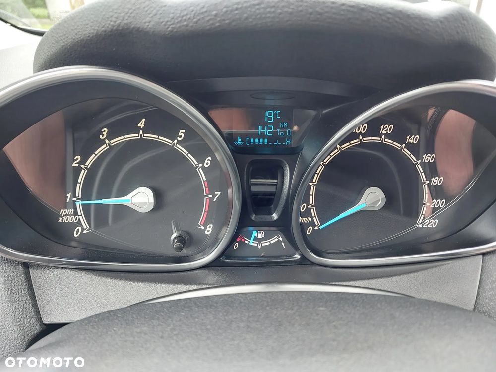 Ford Fiesta 1.0 EcoBoost STart-Stop Titanium - 31