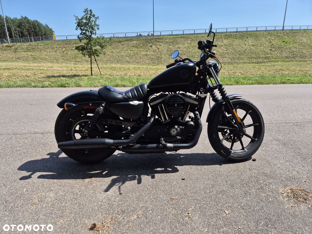 Harley-Davidson Sportster Iron 883 - 1