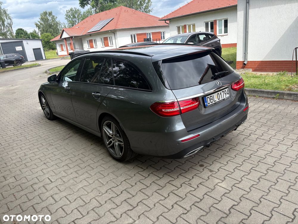 Mercedes-Benz Klasa E 220 d AMG - 4