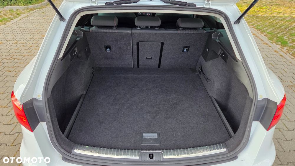 Seat Leon Sportstourer 1.4 TSI ACT Start&Stop DSG FR - 33