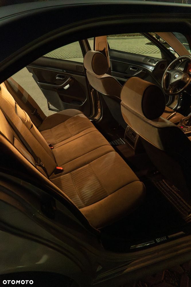 BMW Seria 5 - 8