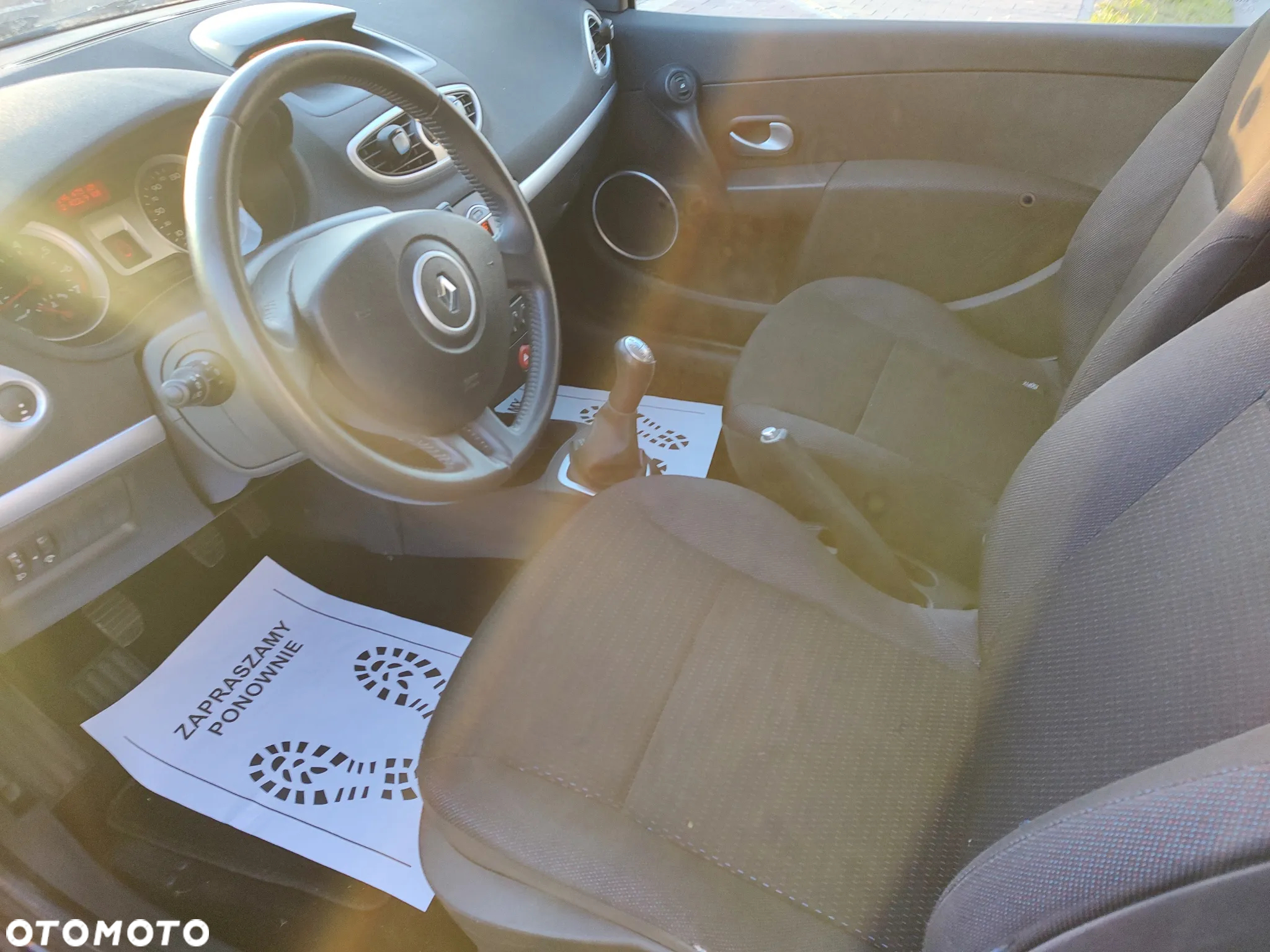 Renault Clio 1.2 TCE Authentique - 23