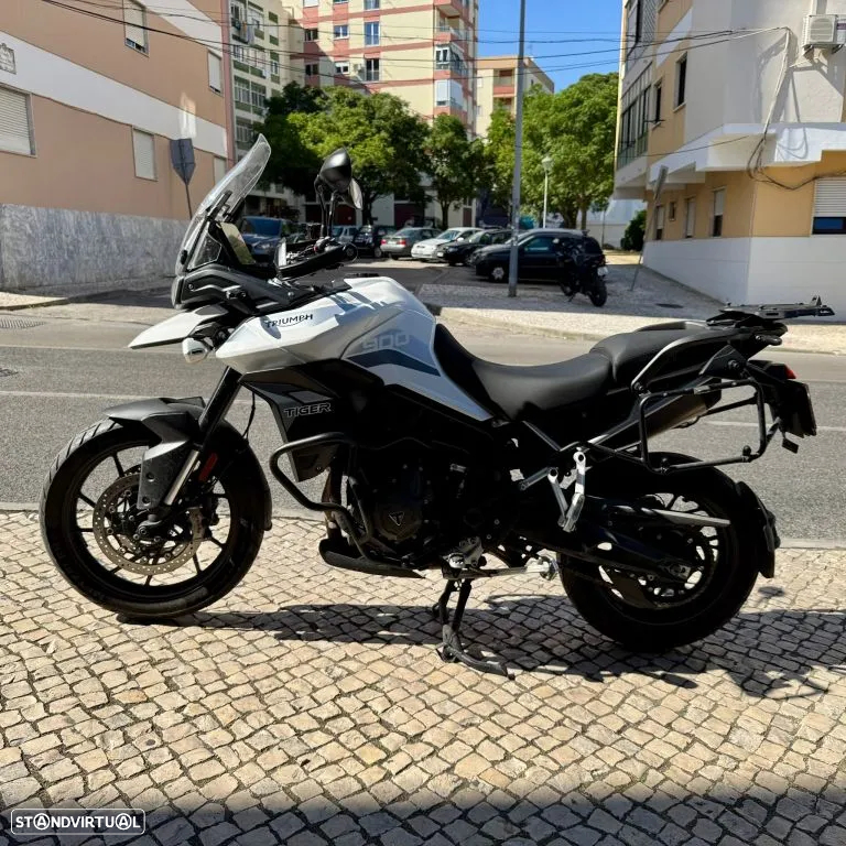 Triumph Tiger 900 GT Pro - 2