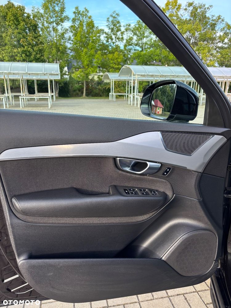Volvo XC 90 D5 AWD Momentum - 9