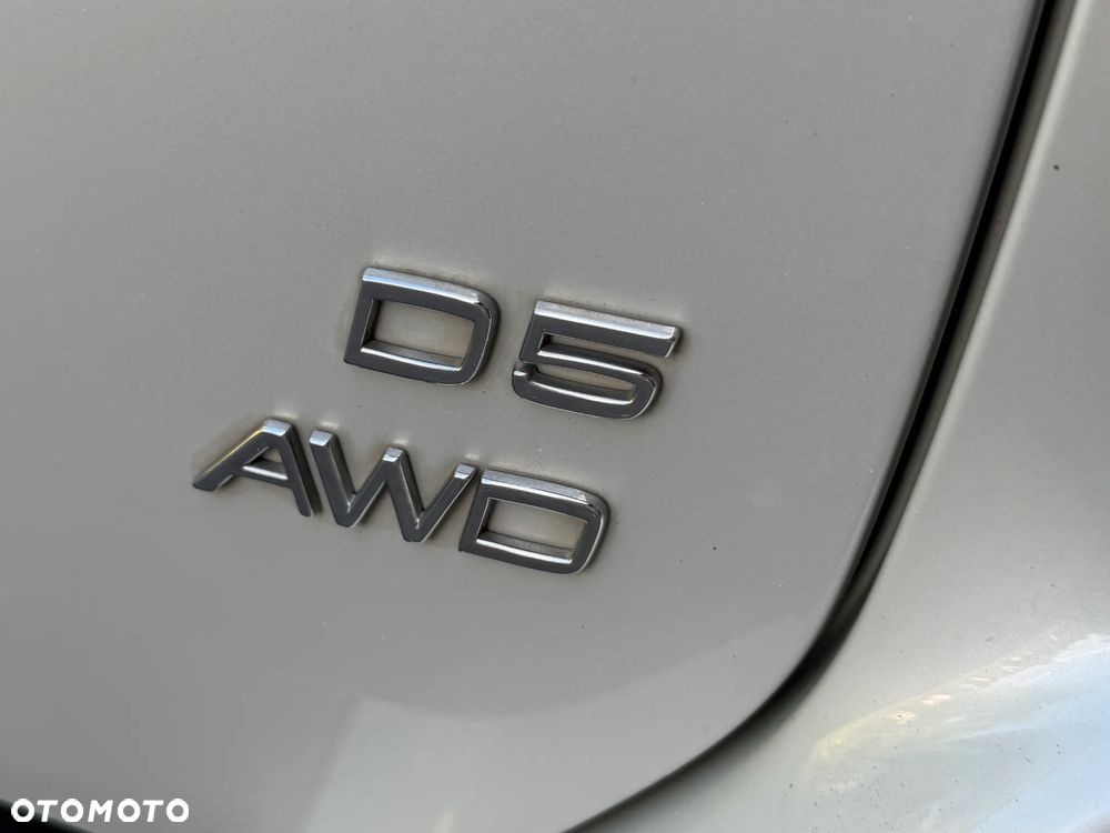 Volvo XC 60 D5 AWD Momentum - 28